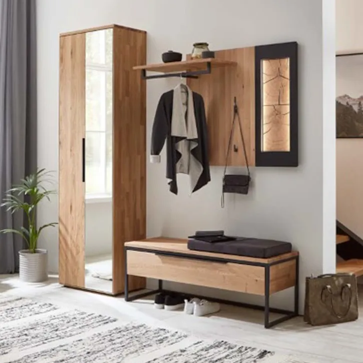 Garderoben-Set in Eiche mit Spiegel, Sitzbank und Hakenleiste – funktional, modern und natürlich zugleich.